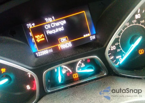 2017 Ford Escape S z USA, uszkodzony, nr VIN 1FMCU0F75HUE00805